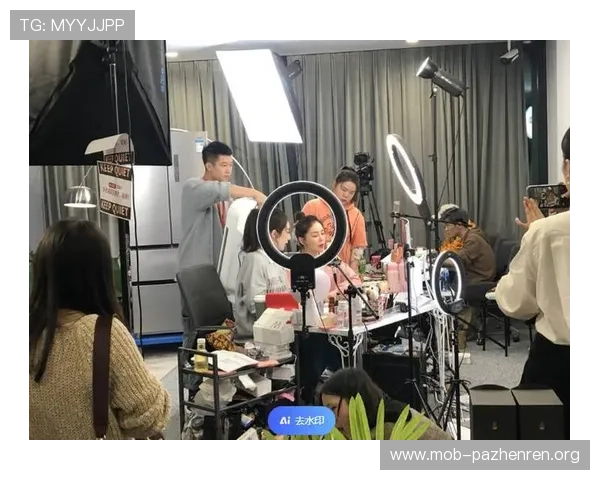 下载真人视讯官方手机版享受高清画质和多样化的真人直播互动玩法,随时随地畅玩无限精彩 下载真人视讯官方手机版享受高清画质和多样化的真人直播互动玩法,随时随地畅玩无限精彩